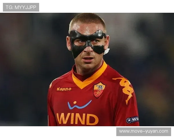 面具足球星的崛起与挑战探索足球领域中的神秘面具与传奇球员的故事